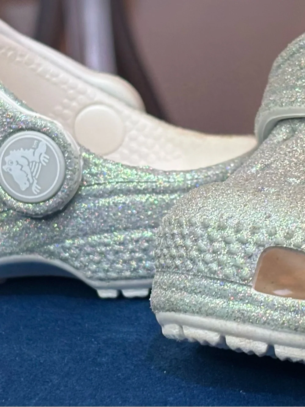 CROCS Kids Glitter Clog in Iridescent Silver C4